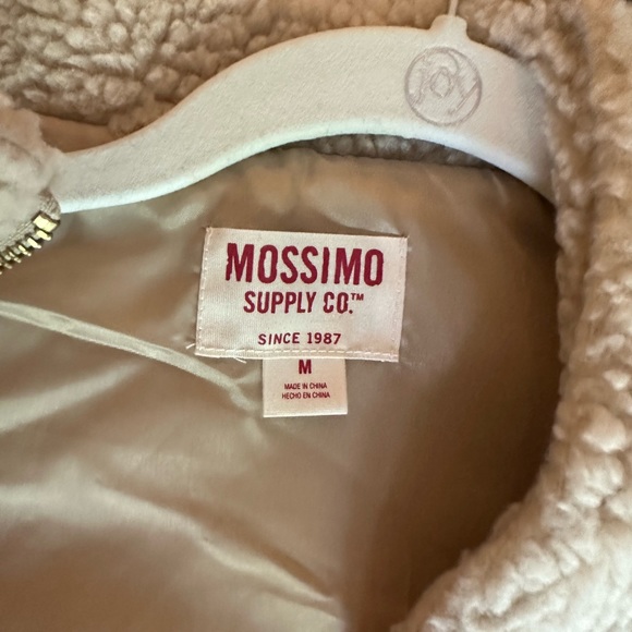 Faux Fur Vest - Picture 4 of 4